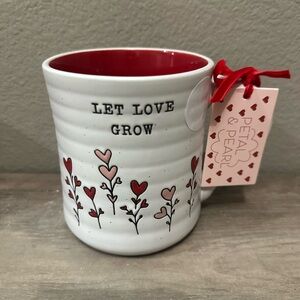 Petal & Pearl Let Love Grow Mug